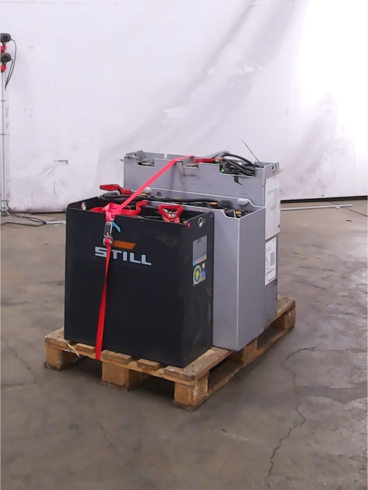 Battery Package - 4 Pcs. - Battery for Material handling equipment: picture 3 Battery Package - 4 Pcs. - Battery for Material handling equipment: picture 3