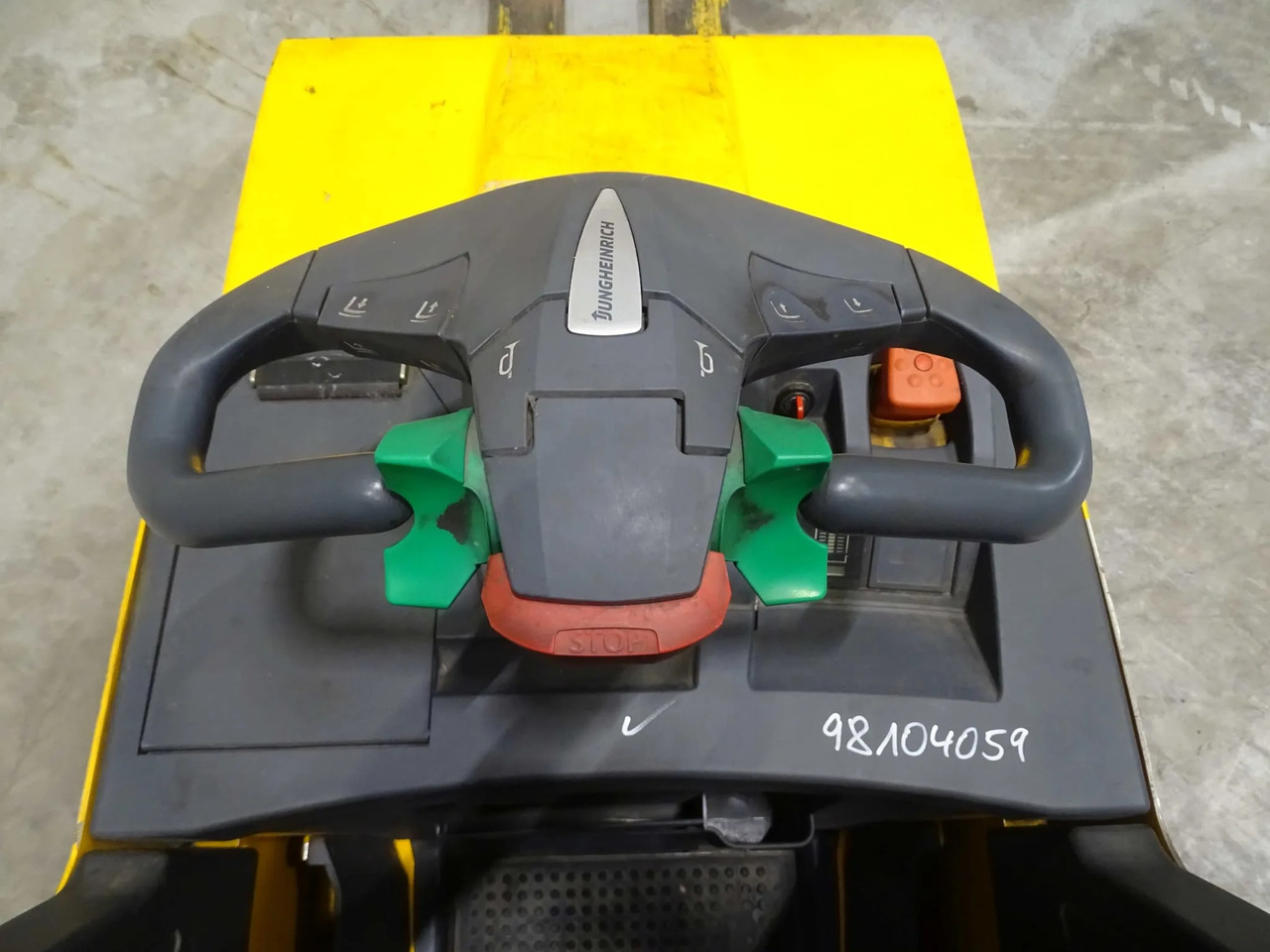 Jungheinrich ERE225/2400 mm - Pallet truck: picture 4 Jungheinrich ERE225/2400 mm - Pallet truck: picture 4