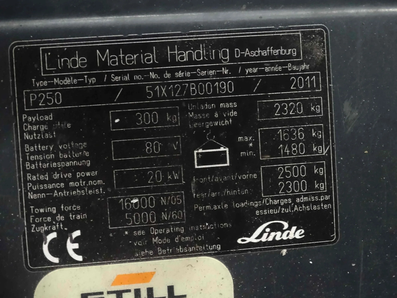 Linde P250 - Tow tractor: picture 5 Linde P250 - Tow tractor: picture 5