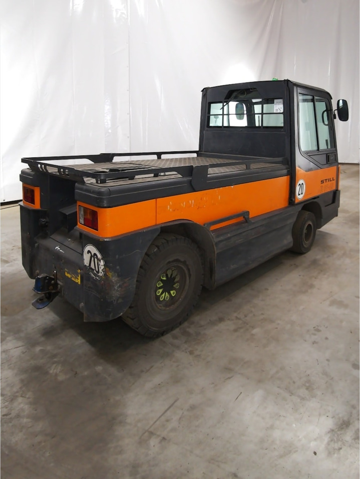 Linde P250 - Tow tractor: picture 2 Linde P250 - Tow tractor: picture 2