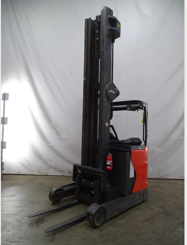 Linde R16HD-01 - Reach truck: picture 1 Linde R16HD-01 - Reach truck: picture 1