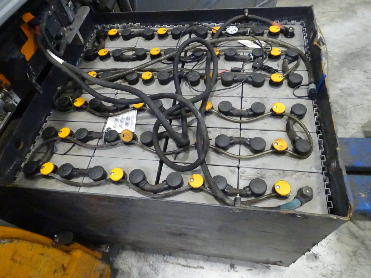 Electric forklift STILL RX20-20L: picture 8