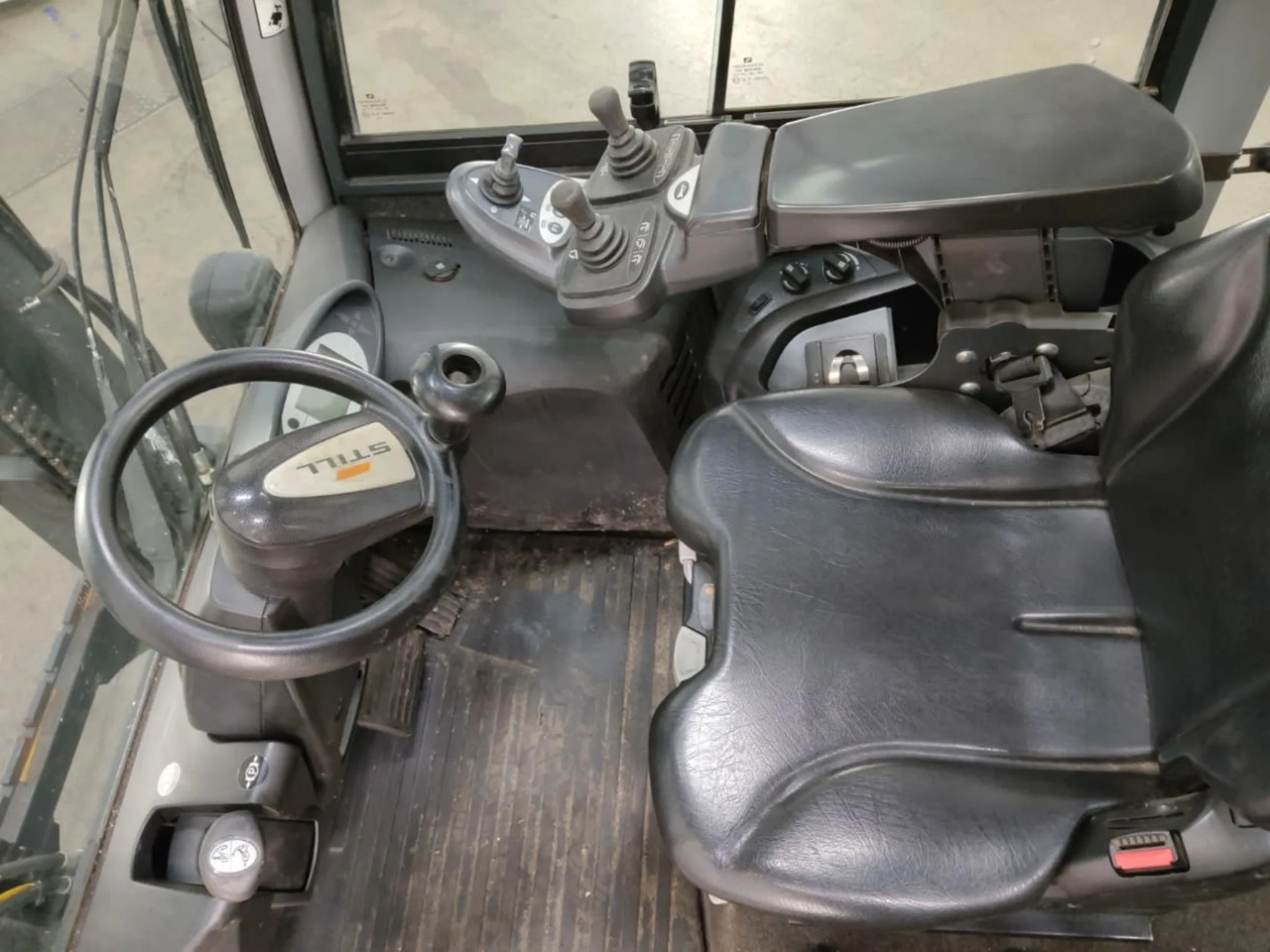 STILL RX70-40 - Diesel forklift: picture 4 STILL RX70-40 - Diesel forklift: picture 4