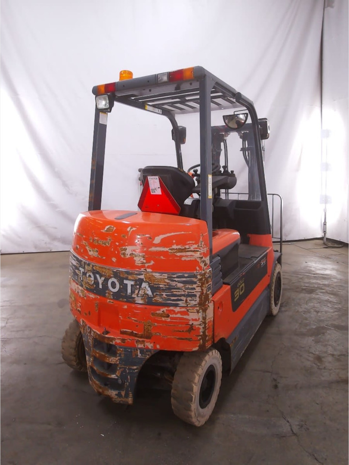 Toyota 7FBMF30 - Electric forklift: picture 3 Toyota 7FBMF30 - Electric forklift: picture 3