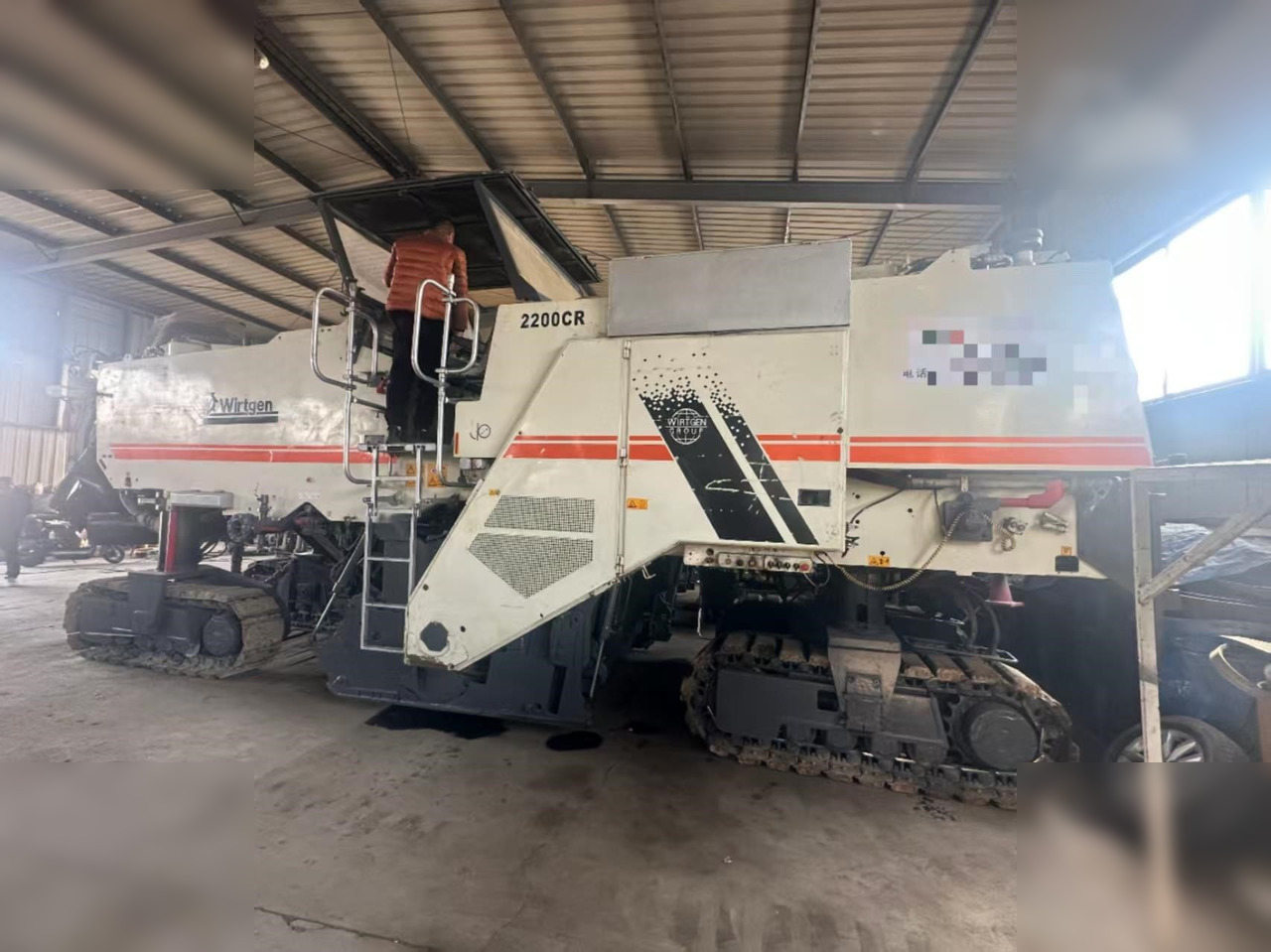 2004 WIRTGEN W2200 CR - Cold planer: picture 1 2004 WIRTGEN W2200 CR - Cold planer: picture 1