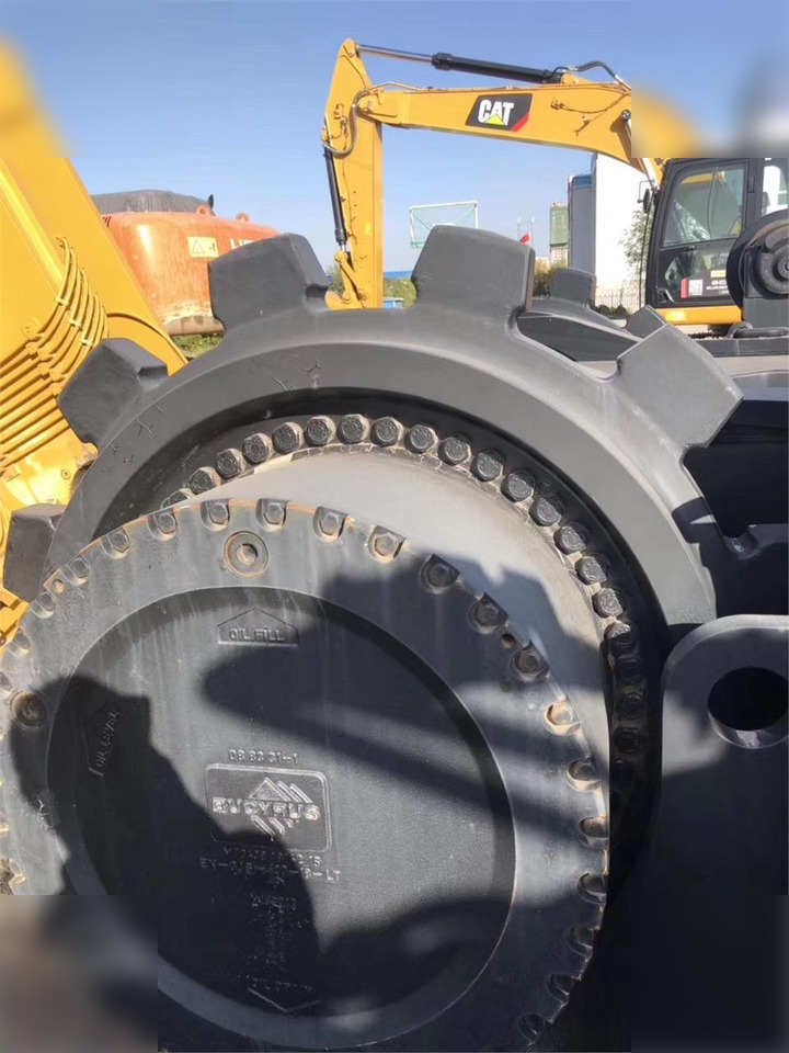 Crawler excavator 2013 CATERPILLAR 6040ACFS: picture 13