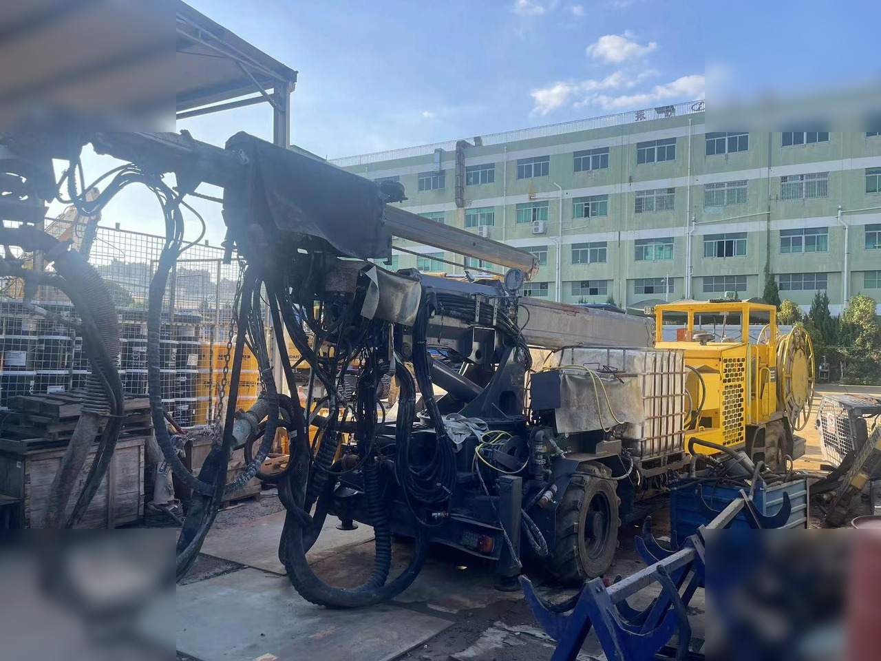 2016 EPIROC MEYCO ME5 MOUNTED ON 2016 ATLAS ARK254K - Concrete pump truck: picture 4 2016 EPIROC MEYCO ME5 MOUNTED ON 2016 ATLAS ARK254K - Concrete pump truck: picture 4