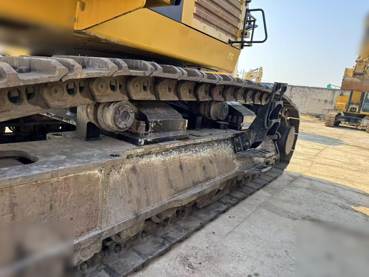 2021 CATERPILLAR 6015B - Crawler excavator: picture 4 2021 CATERPILLAR 6015B - Crawler excavator: picture 4