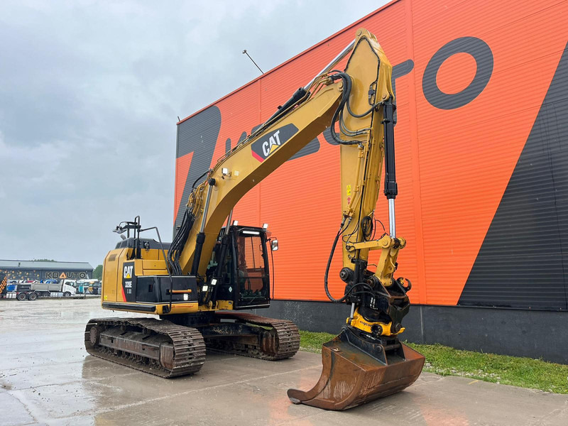 Caterpillar 320 E 3D / ROTOTILT / CENTRAL LUBRICATION / 3D / AC - Crawler excavator: picture 2 Caterpillar 320 E 3D / ROTOTILT / CENTRAL LUBRICATION / 3D / AC - Crawler excavator: picture 2