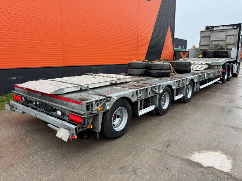 Humbaur HTS30 SCHRAG SAF AXLES / REAR AXLE STEERING - Low loader semi-trailer: picture 5 Humbaur HTS30 SCHRAG SAF AXLES / REAR AXLE STEERING - Low loader semi-trailer: picture 5