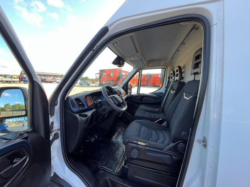 Refrigerated van Iveco Daily 35S14N XARIOS 350 / BOX L=3387 mm: picture 20