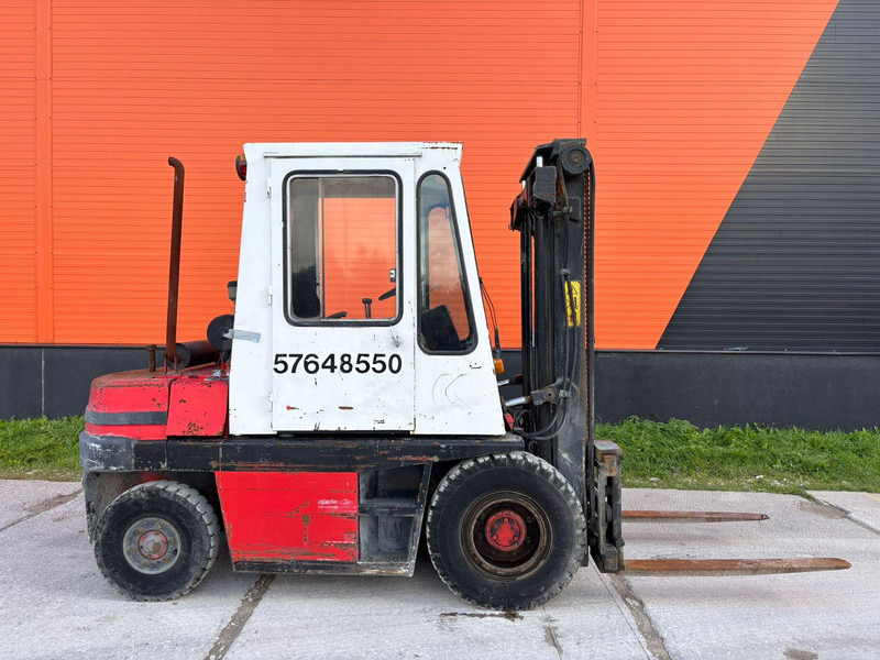 Kalmar DB 4-500 - Diesel forklift: picture 4 Kalmar DB 4-500 - Diesel forklift: picture 4