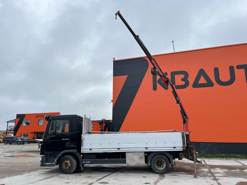 Dropside/ Flatbed truck, Crane truck MAN TGL 8.180 4x2 CAB DAMAGE ! / Fassi F28 / PLATFORM L=4366 mm: picture 8
