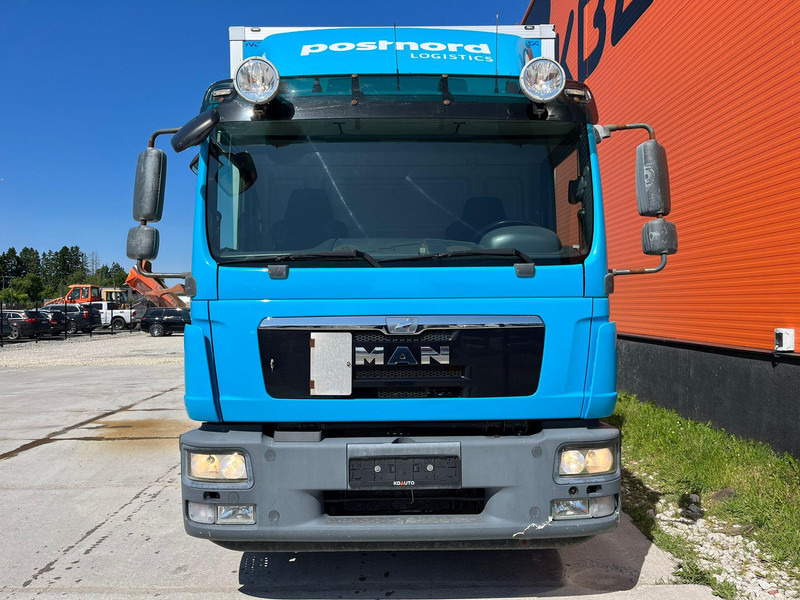 MAN TGM 15.250 4x2 BOX L=7531 mm - Box truck: picture 2 MAN TGM 15.250 4x2 BOX L=7531 mm - Box truck: picture 2