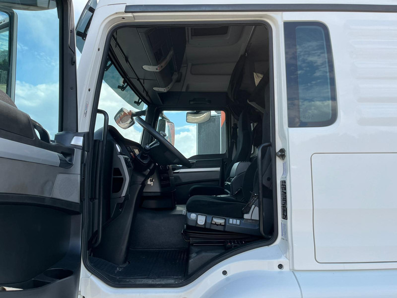 Box truck MAN TGS 18.400 4x2 ADR AT / BOX L=8189 mm: picture 20