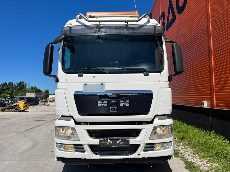 MAN TGS 26.440 6x2 BOX L=8443 mm - Box truck: picture 2 MAN TGS 26.440 6x2 BOX L=8443 mm - Box truck: picture 2