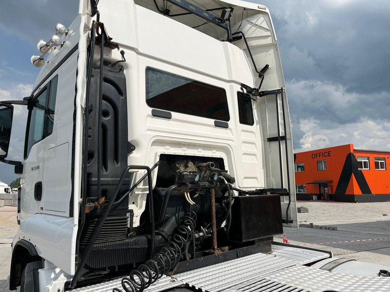 Tractor unit MAN TGS 33.500 6x6 HYDRAULICS: picture 14