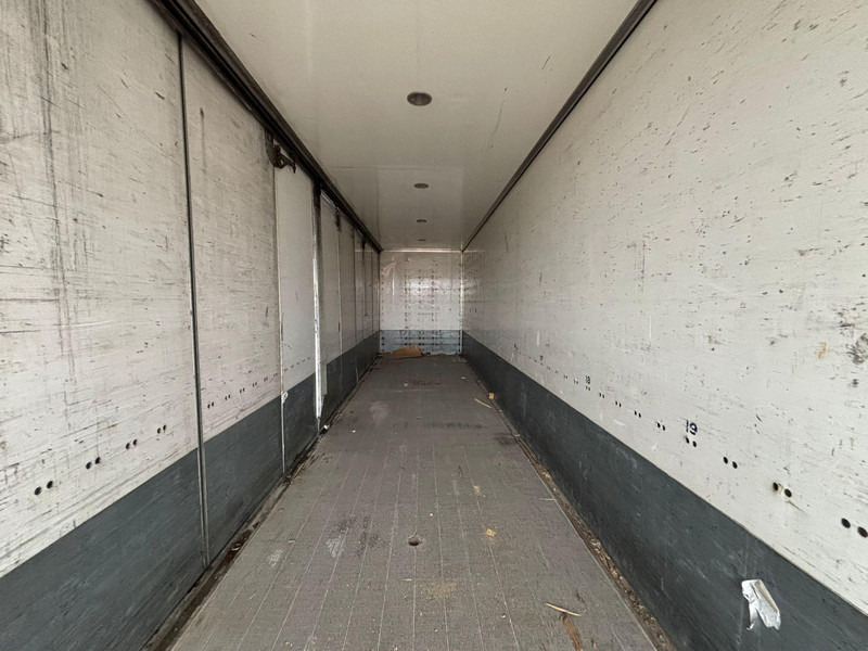 Closed box trailer Vak V-4-40 SAF AXLES / EXTENDABLE DRAWBAR: picture 13