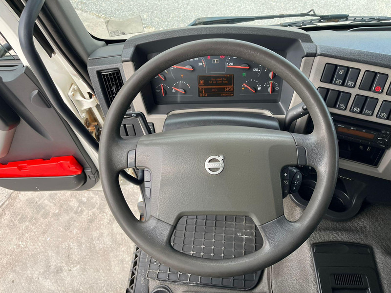 Box truck Volvo FE 320 4x2 BOX L=7623 mm: picture 16