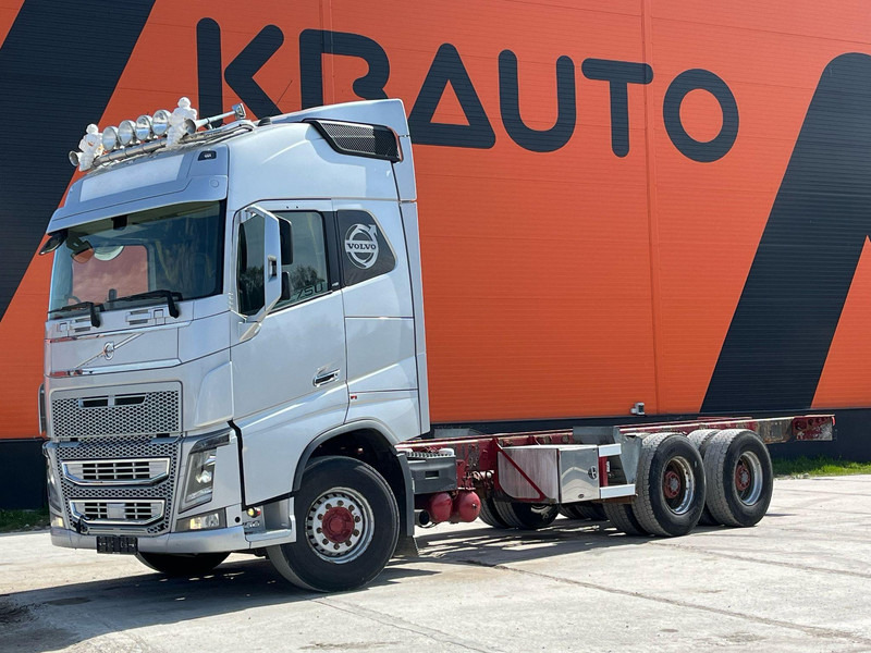 Volvo FH 16 750 6x4 9 TON FRONT AXLE / RETARDER / PTO / CHASSIS L=7856 mm - Cab chassis truck: picture 1 Volvo FH 16 750 6x4 9 TON FRONT AXLE / RETARDER / PTO / CHASSIS L=7856 mm - Cab chassis truck: picture 1