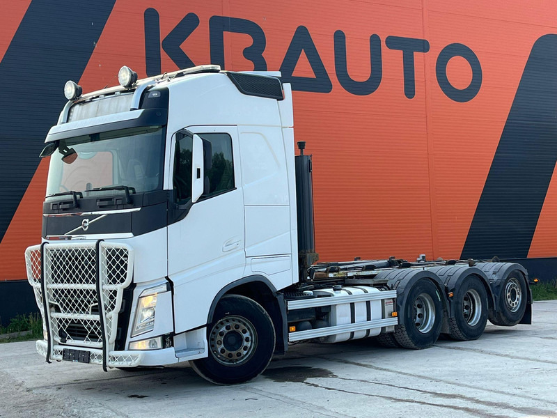 Volvo FH 540 8x4*4 AJK 20 ton / L=5700 mm - Hook lift truck: picture 1 Volvo FH 540 8x4*4 AJK 20 ton / L=5700 mm - Hook lift truck: picture 1