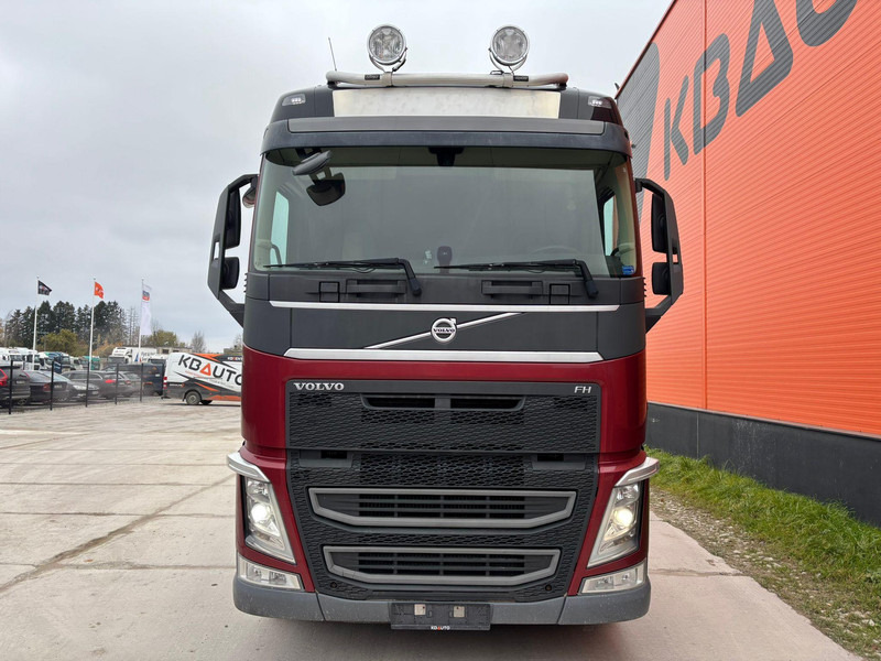 Volvo FH 540 8x4*4 CHASSIS L=6124 mm - Cab chassis truck: picture 3 Volvo FH 540 8x4*4 CHASSIS L=6124 mm - Cab chassis truck: picture 3