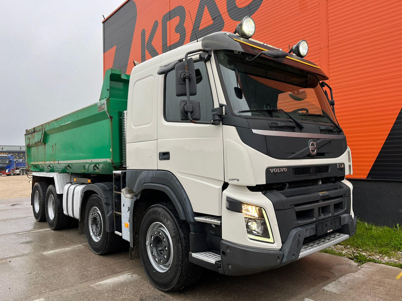 Volvo FMX 540 8x4 TANDEM AXLE LIFT / BIG AXLES / BOX L=5695 mm - Tipper: picture 4 Volvo FMX 540 8x4 TANDEM AXLE LIFT / BIG AXLES / BOX L=5695 mm - Tipper: picture 4