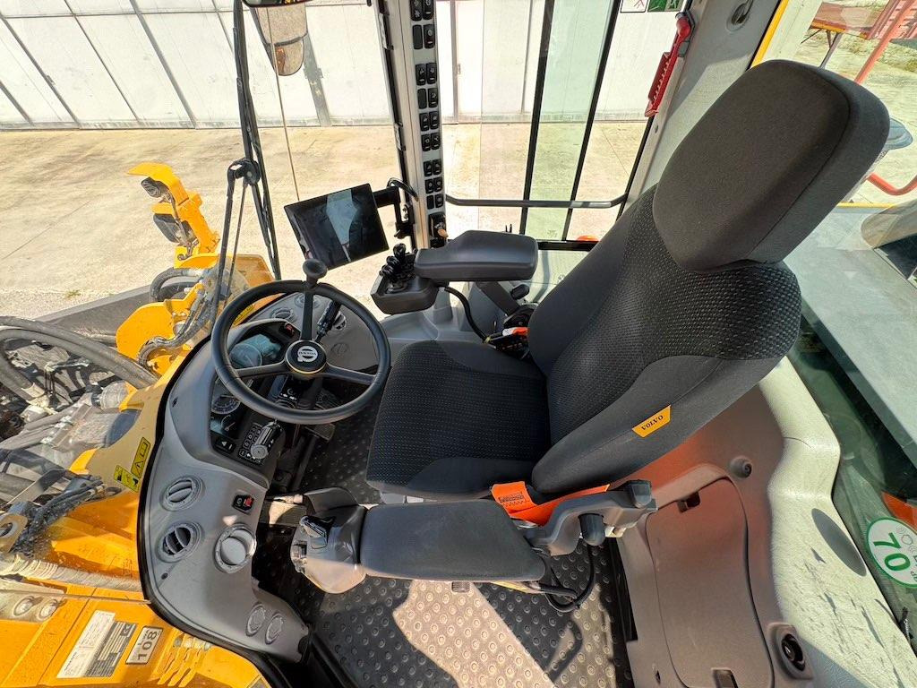 Volvo L180H on lease Volvo L180H: picture 20