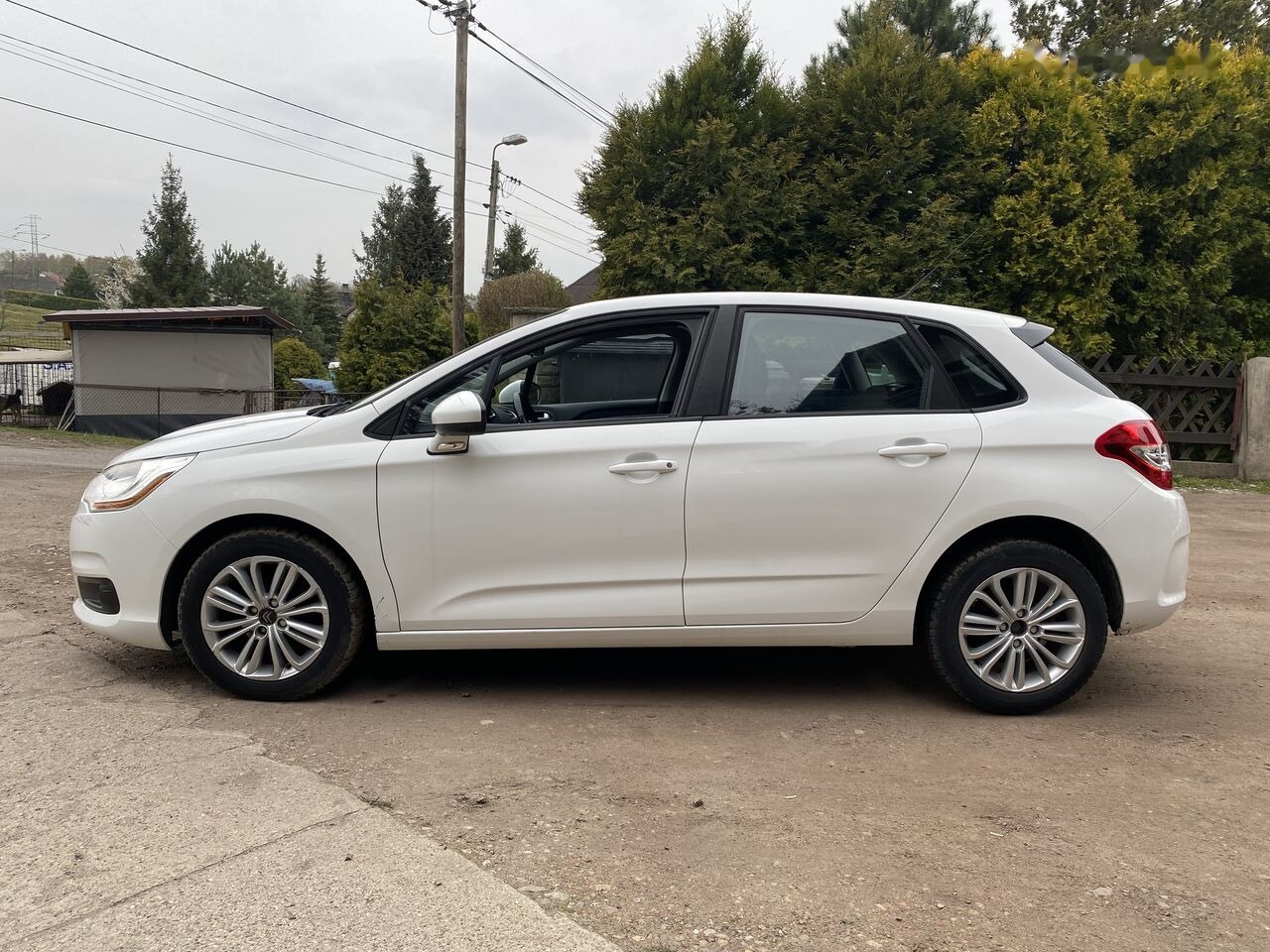 Citroen C4 - Hatchback: picture 2 Citroen C4 - Hatchback: picture 2
