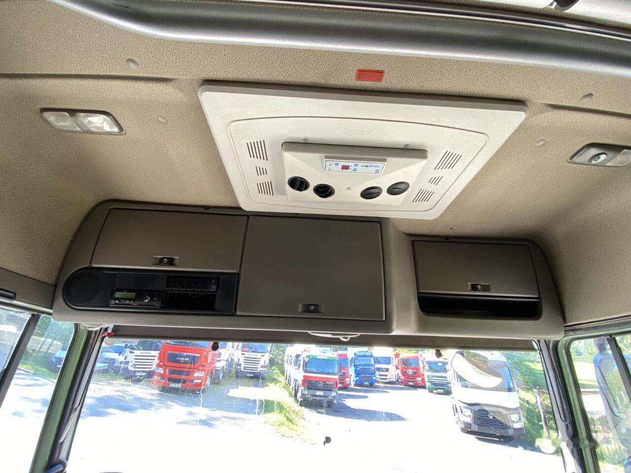 Tractor unit DAF XF 105 460: picture 13