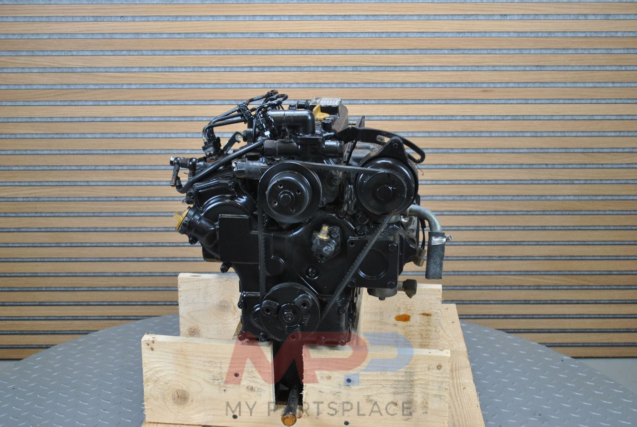 Komatsu 3D68 - Engine: picture 5 Komatsu 3D68 - Engine: picture 5