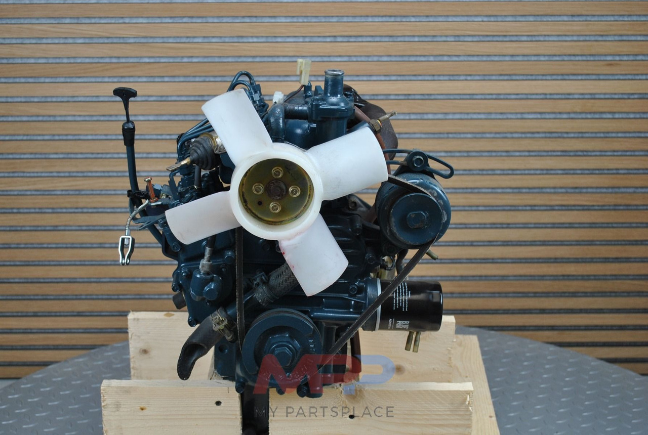 Yanmar Komatsu 3D67 - Engine: picture 4 Yanmar Komatsu 3D67 - Engine: picture 4