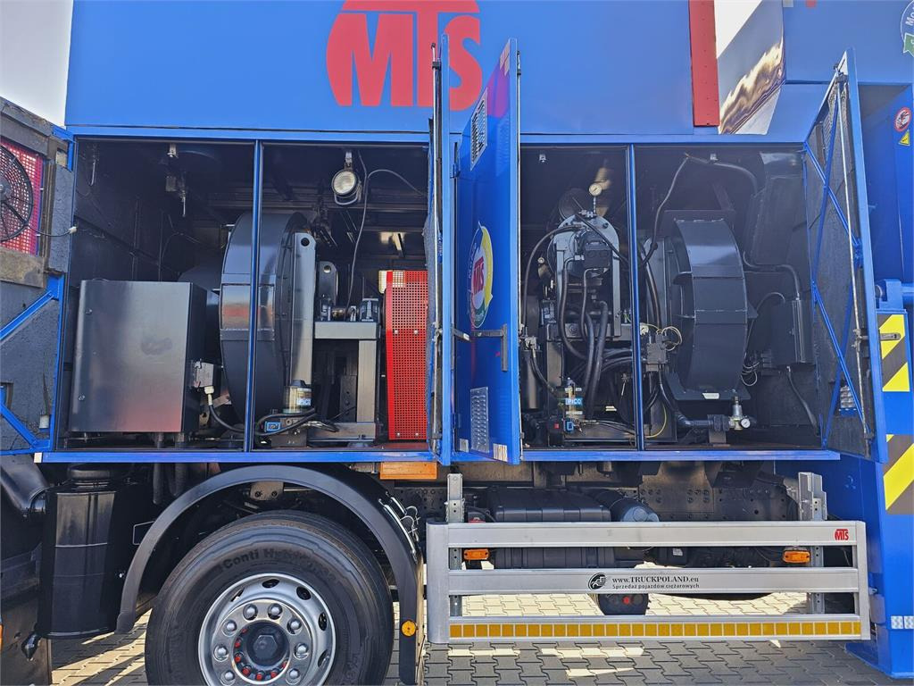 Vacuum truck Iveco Saugbagger vacuum cleaner excavator sucking loos: picture 13