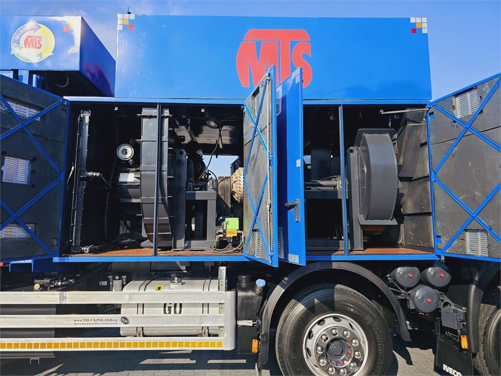 Vacuum truck Iveco Saugbagger vacuum cleaner excavator sucking loos: picture 24