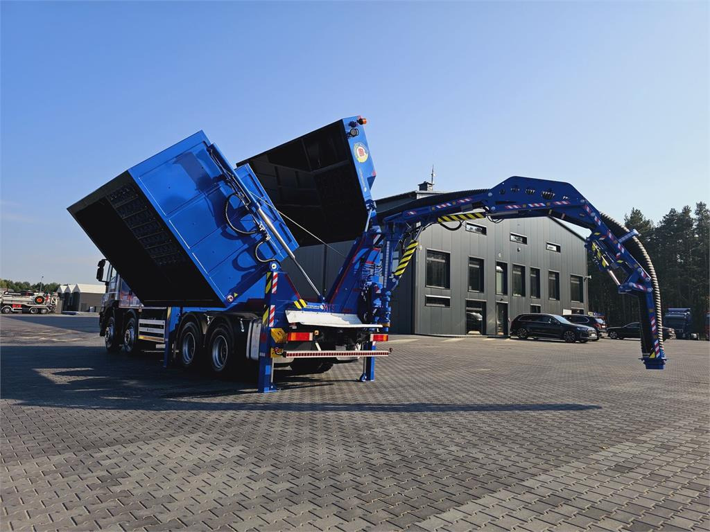 Vacuum truck Iveco Saugbagger vacuum cleaner excavator sucking loos: picture 27