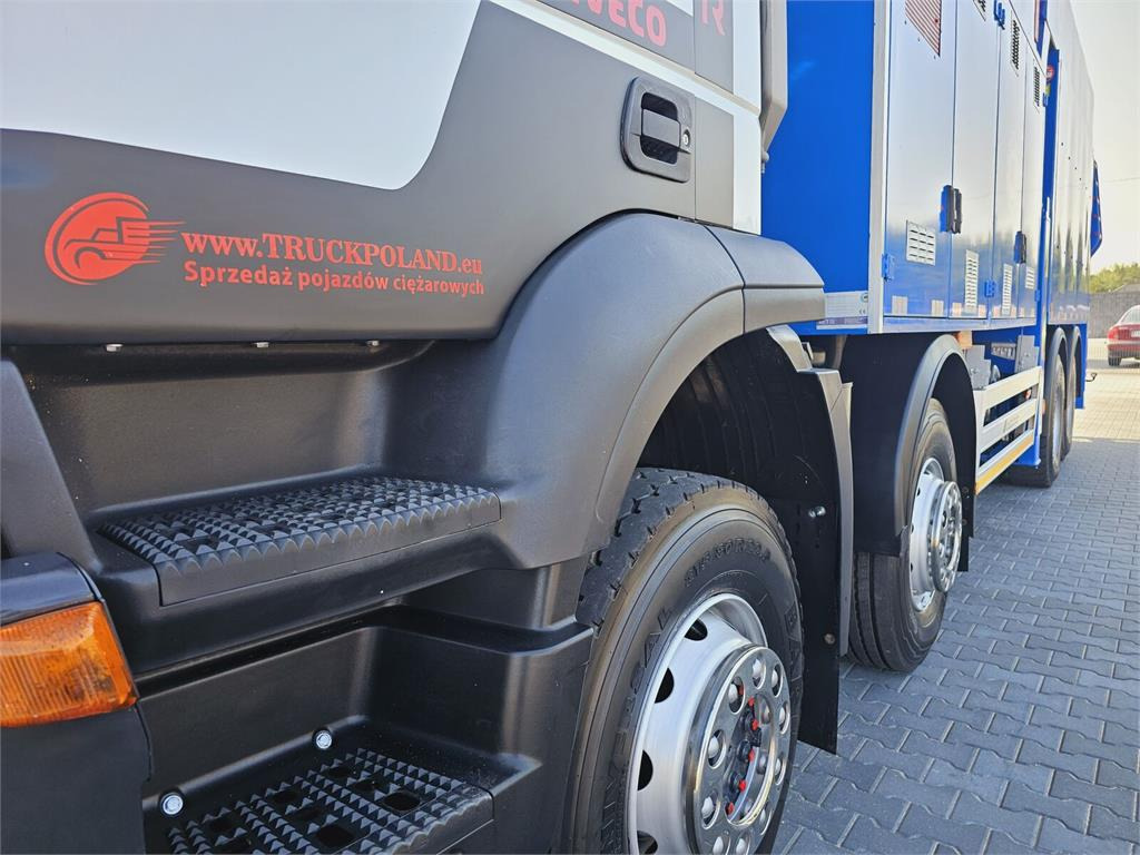 Vacuum truck Iveco Saugbagger vacuum cleaner excavator sucking loos: picture 9