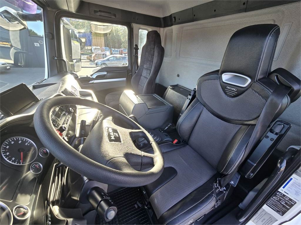 Vacuum truck MAN WUKO: picture 34