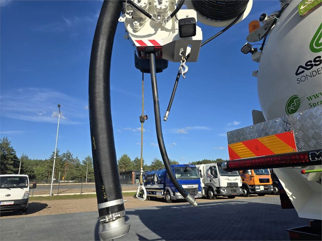 Vacuum truck MAN WUKO: picture 18