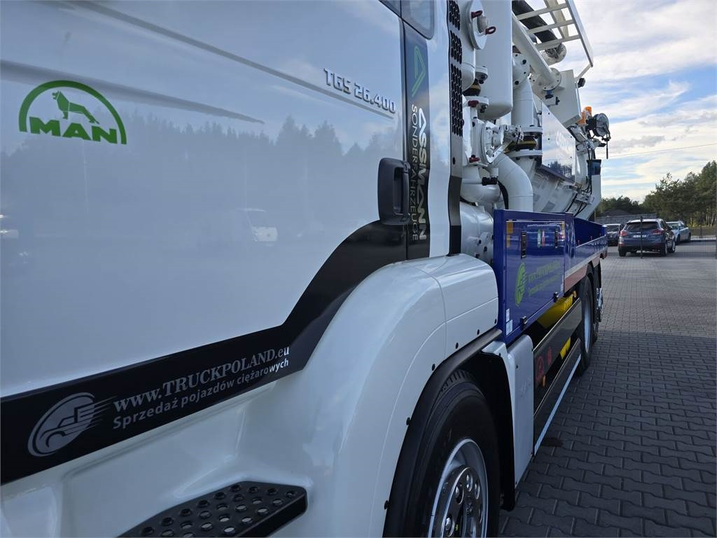 Vacuum truck MAN WUKO: picture 9