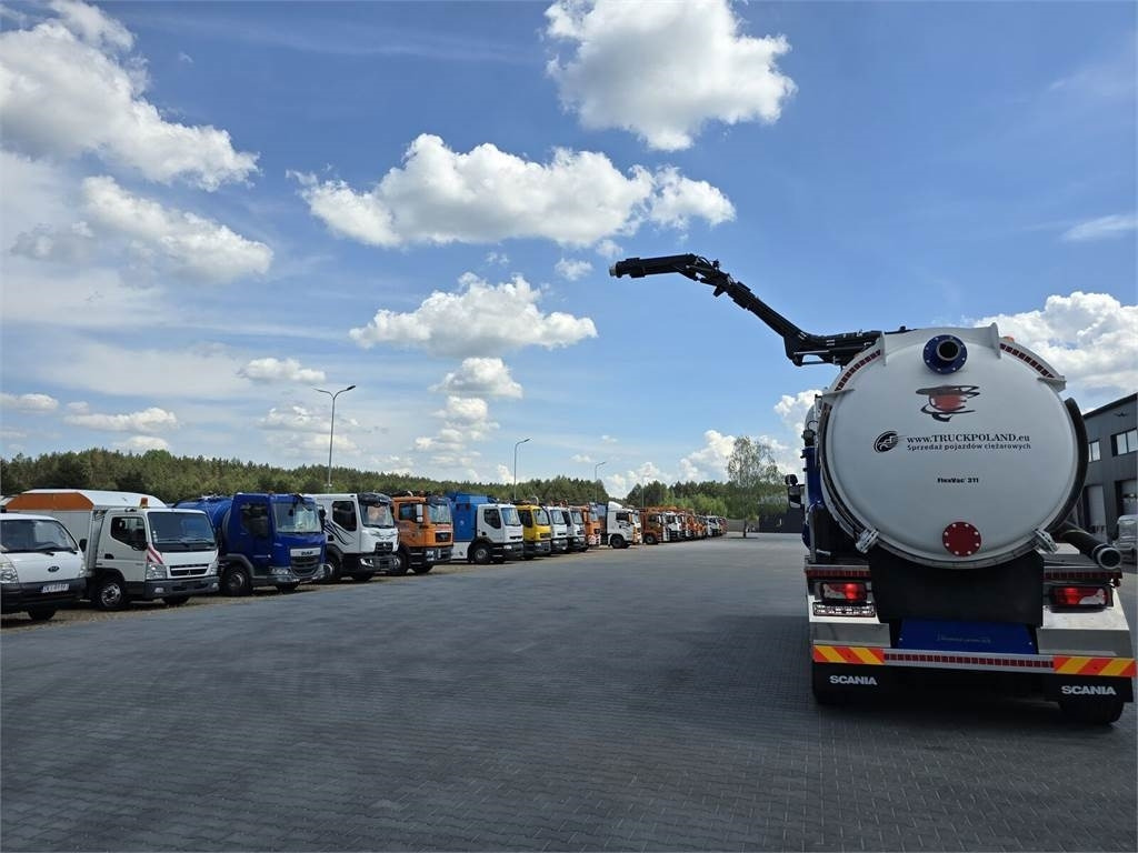 Scania Saugbagger Larsen FlexVac 311 Vacuum suction loade - Municipal/ Special vehicle: picture 4 Scania Saugbagger Larsen FlexVac 311 Vacuum suction loade - Municipal/ Special vehicle: picture 4