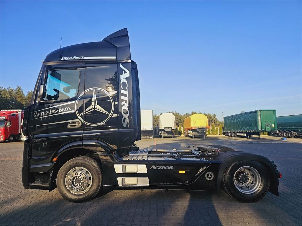 Mercedes-Benz ACTROS 1843 - Tractor unit: picture 2 Mercedes-Benz ACTROS 1843 - Tractor unit: picture 2