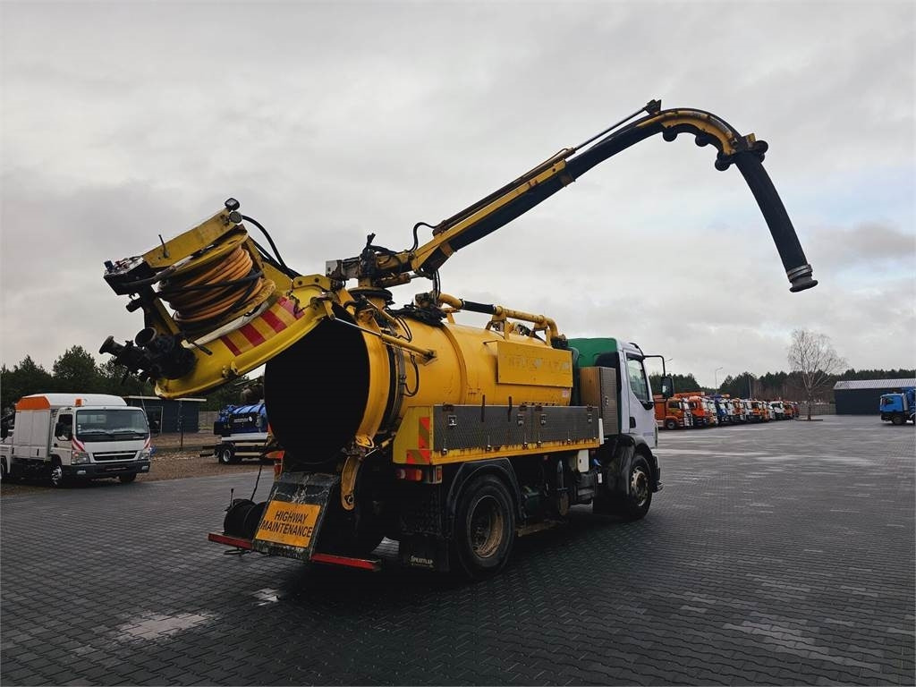 Volvo FULLER TANKERS 2008 WUKO for collecting liquid was  on lease Volvo FULLER TANKERS 2008 WUKO for collecting liquid was: picture 24