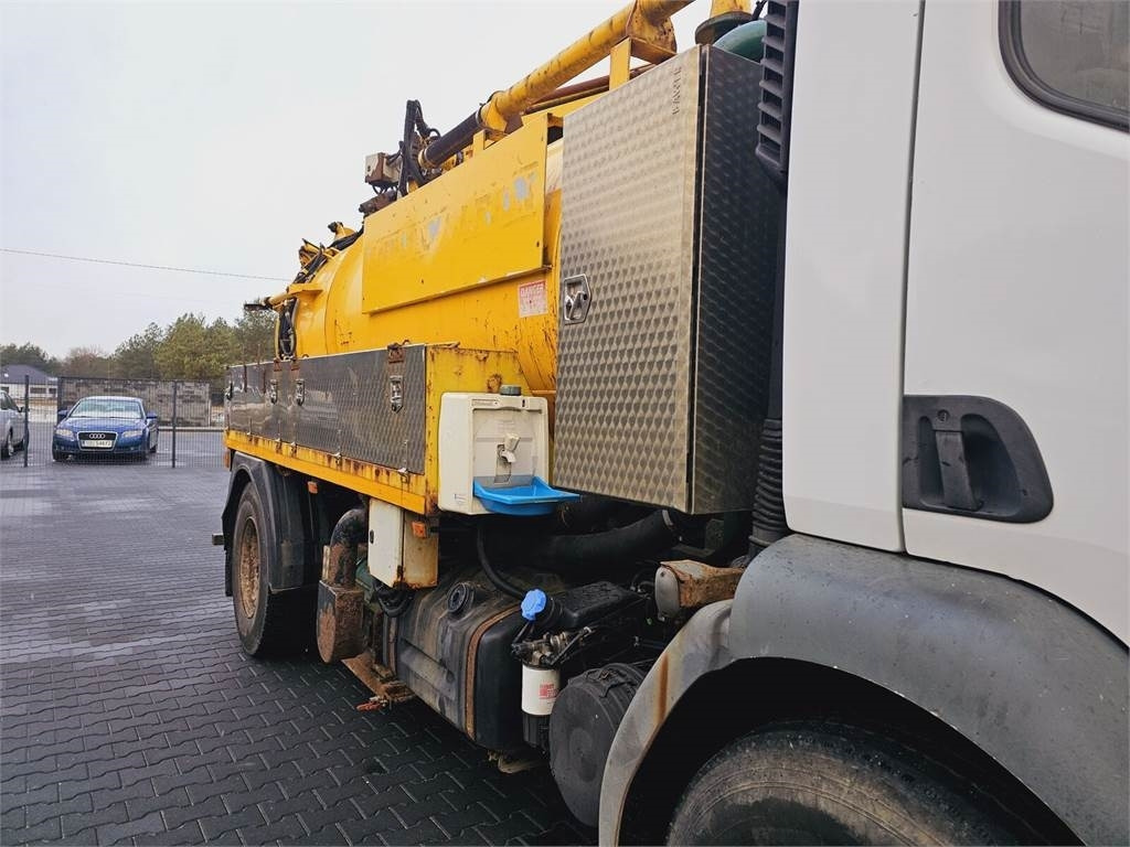 Volvo FULLER TANKERS 2008 WUKO for collecting liquid was  on lease Volvo FULLER TANKERS 2008 WUKO for collecting liquid was: picture 8