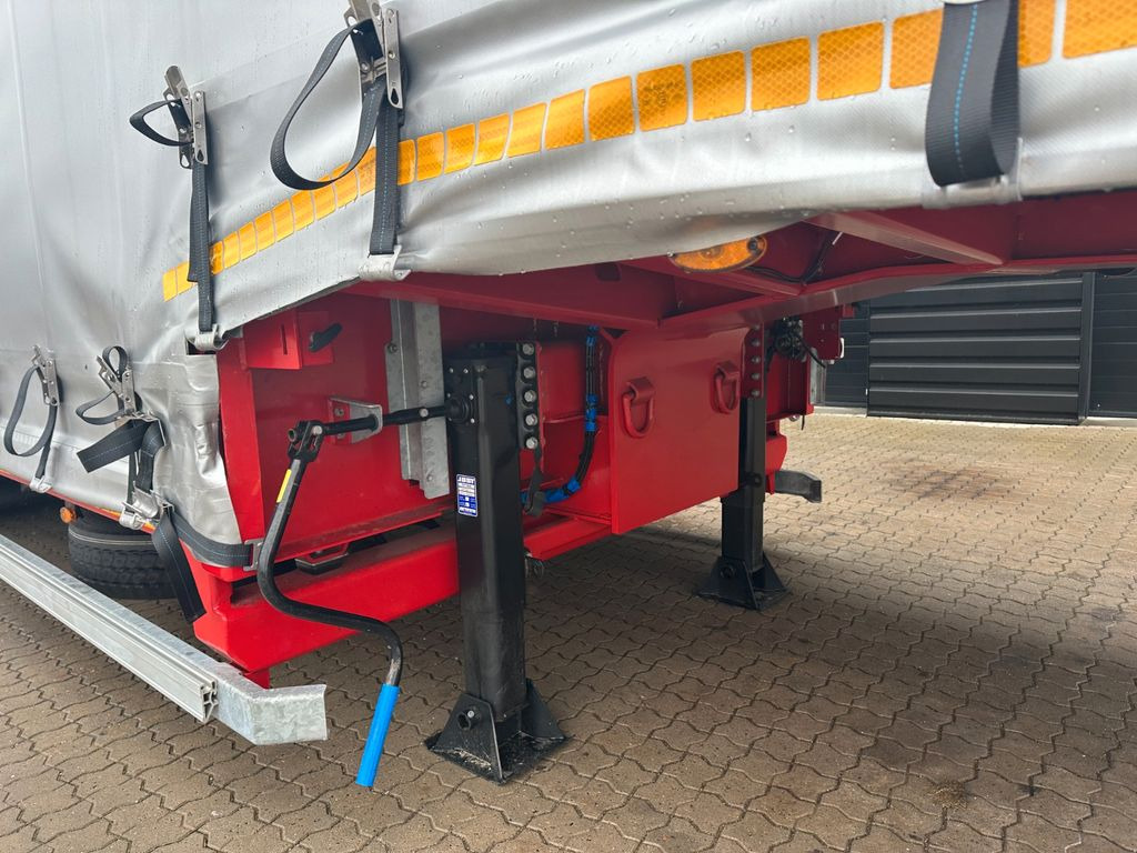 Faymonville Maxtrailer MAX 100 tieflader / Planenaufbau Faymonville Maxtrailer MAX 100 tieflader / Planenaufbau - Low loader semi-trailer: picture 5 Faymonville Maxtrailer MAX 100 tieflader / Planenaufbau Faymonville Maxtrailer MAX 100 tieflader / Planenaufbau - Low loader semi-trailer: picture 5