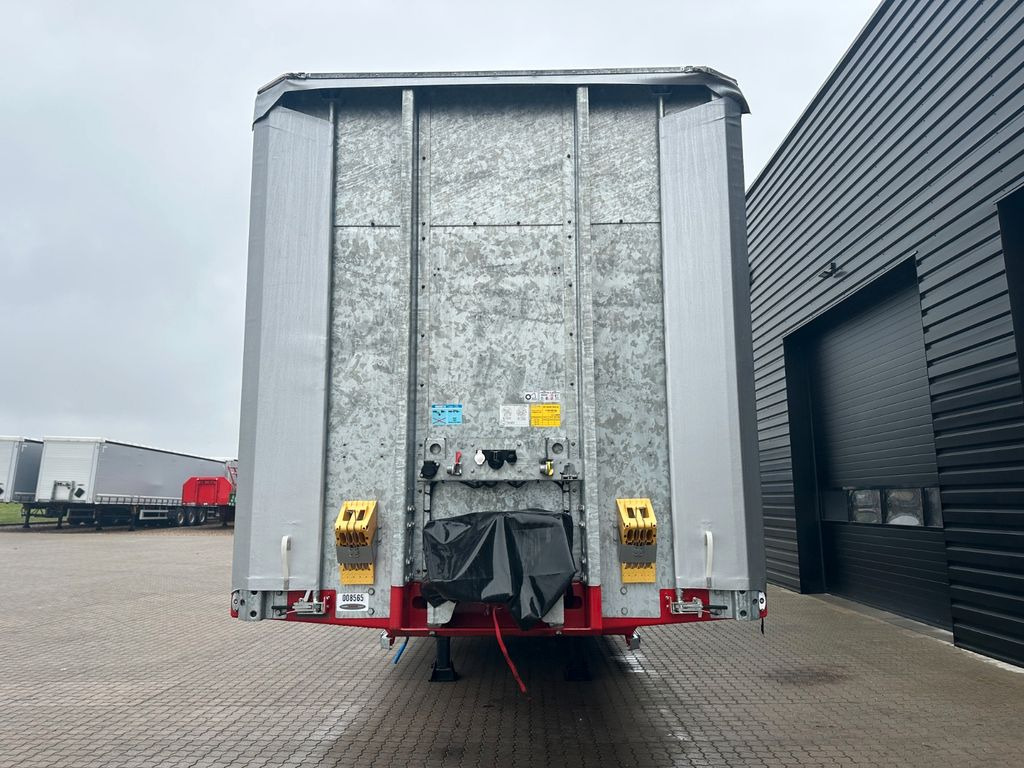 Faymonville Maxtrailer MAX 100 tieflader / Planenaufbau Faymonville Maxtrailer MAX 100 tieflader / Planenaufbau - Low loader semi-trailer: picture 4 Faymonville Maxtrailer MAX 100 tieflader / Planenaufbau Faymonville Maxtrailer MAX 100 tieflader / Planenaufbau - Low loader semi-trailer: picture 4