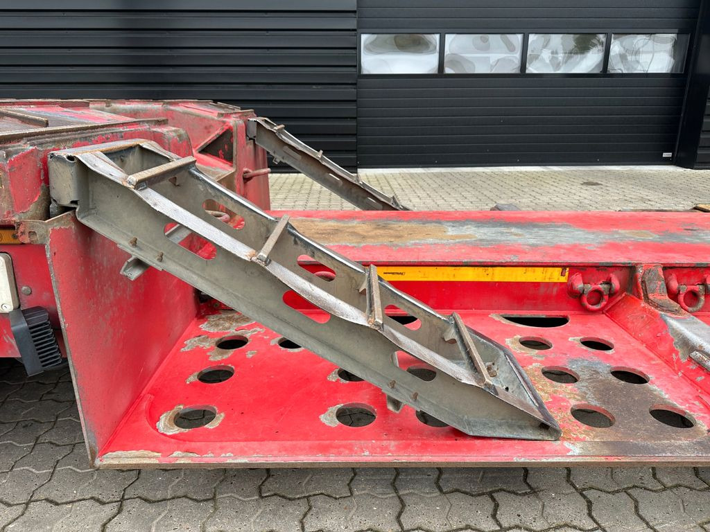 Faymonville Megamax 2. achs tiefbett / Forstmaschinen - Low loader semi-trailer: picture 4 Faymonville Megamax 2. achs tiefbett / Forstmaschinen - Low loader semi-trailer: picture 4