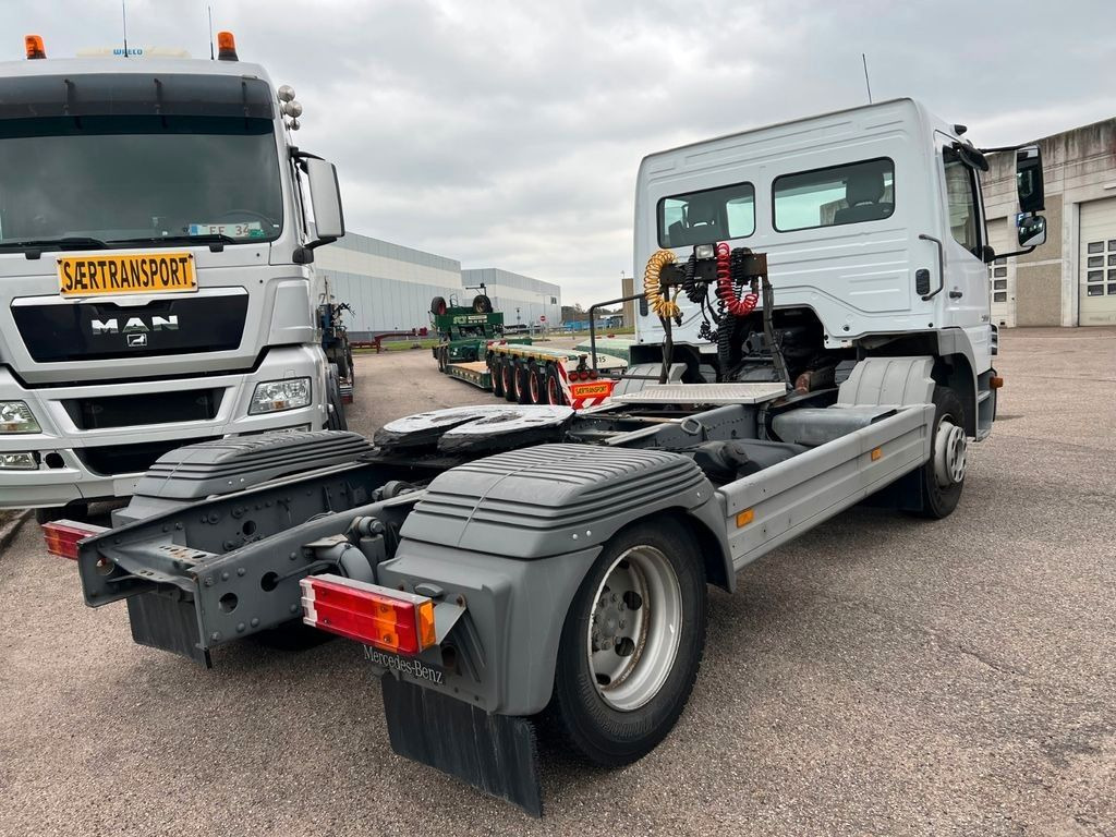 Tractor unit Mercedes-Benz Atego 1328 LS 4x2 + Diagnose Auflieger: picture 6