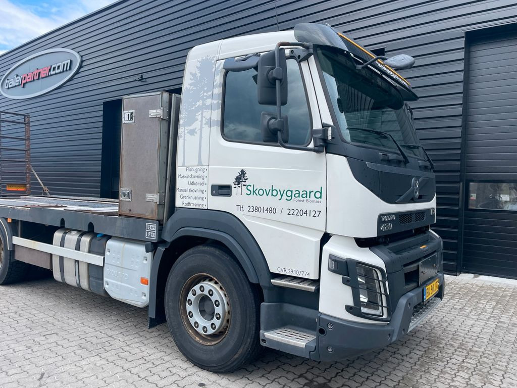 Volvo FMX 420 6x4 - Dropside/ Flatbed truck: picture 2 Volvo FMX 420 6x4 - Dropside/ Flatbed truck: picture 2