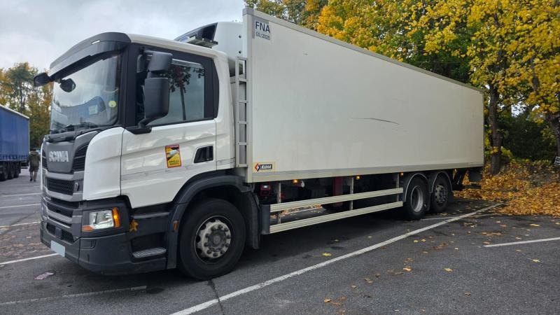 Scania P 320 - Refrigerator truck: picture 4 Scania P 320 - Refrigerator truck: picture 4