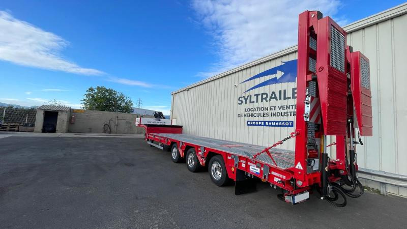 Syltrailer Porte Engins Caiboutti (Location / Rent) SYL227 - Low loader semi-trailer: picture 2 Syltrailer Porte Engins Caiboutti (Location / Rent) SYL227 - Low loader semi-trailer: picture 2